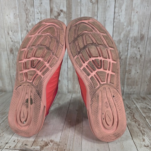 Nike Air Max Axis Women's Pink Running Shoes Sneakers Size 9.5 AA2168 601 - Picture 7 of 8